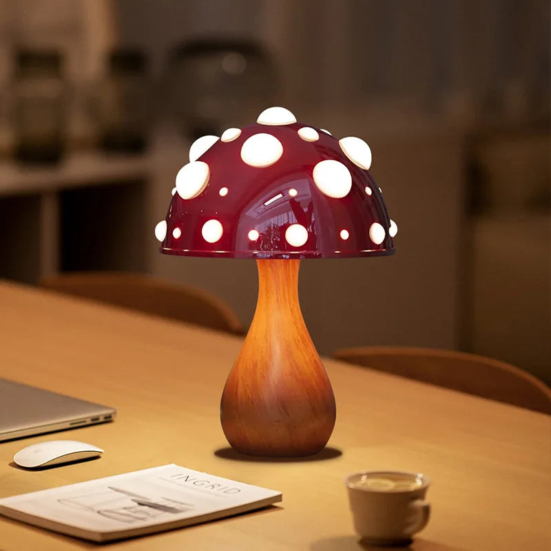 Biomimetic Mushroom Desk Lamp with Tricolour LED | Soft Warm Lighting