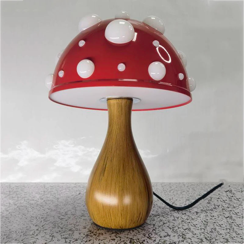 Biomimetic Mushroom Desk Lamp with Tricolour LED | Soft Warm Lighting
